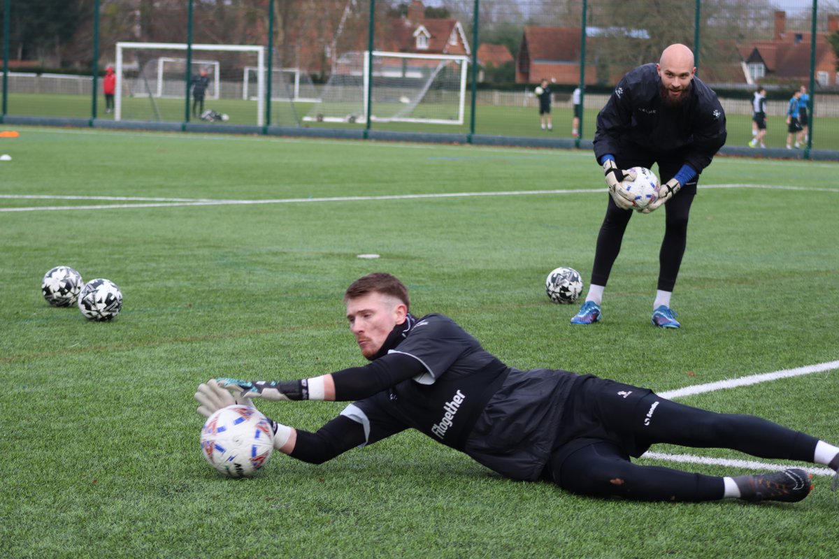 MUFCYorkRoad's tweet photo. Safe hands all round! 🧤 https://t.co/8K6itRgsoK