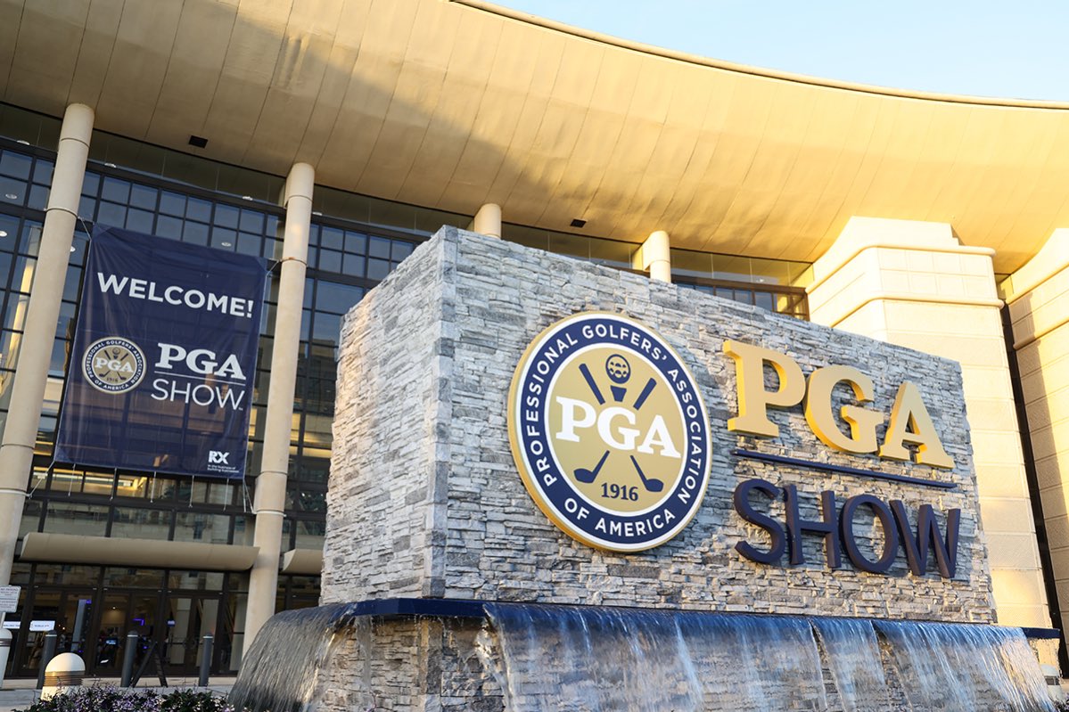 PuttView Books📓 tweet media