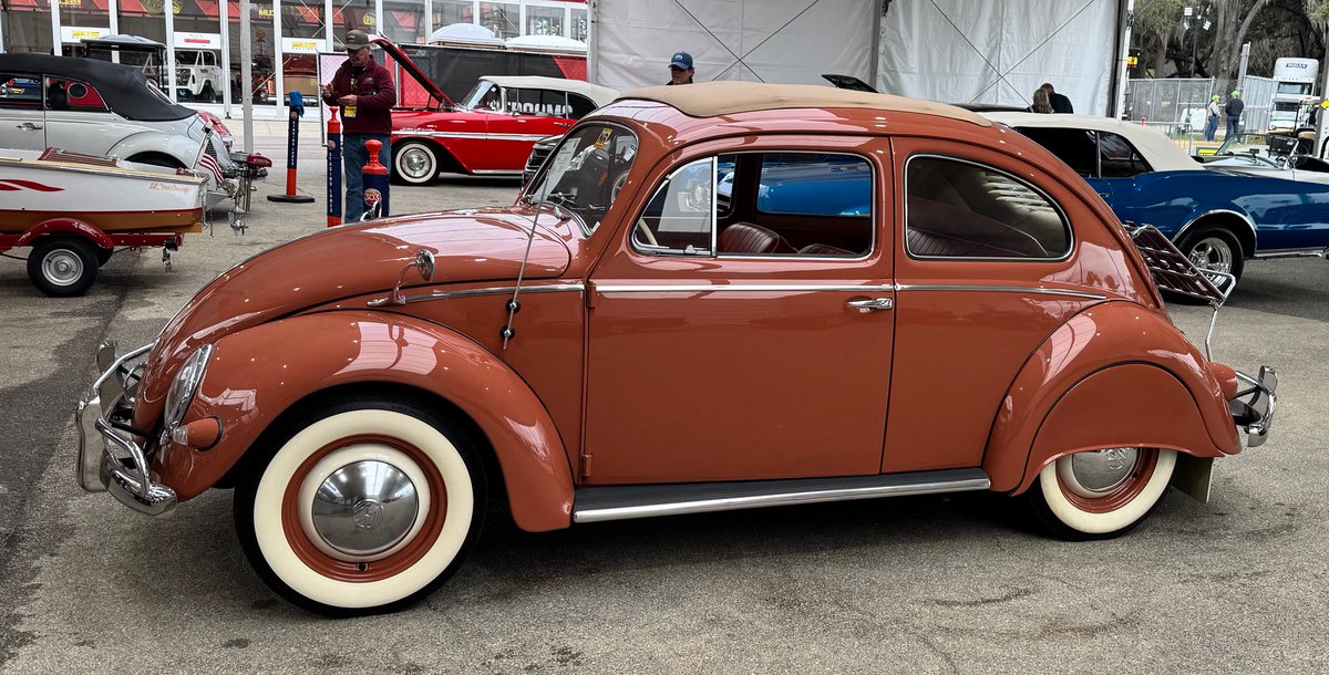 Replacing your vintage car's carpet is one of the best ways to revamp its interior. Discover more about this process when you read this post: classicautoadvisors.com/.../replacing-…
#carrestoration #carinterior #carpetreplacement