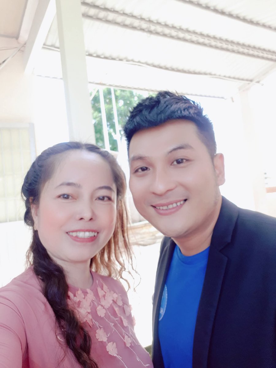Cô Giáo Cấp 2 tweet media