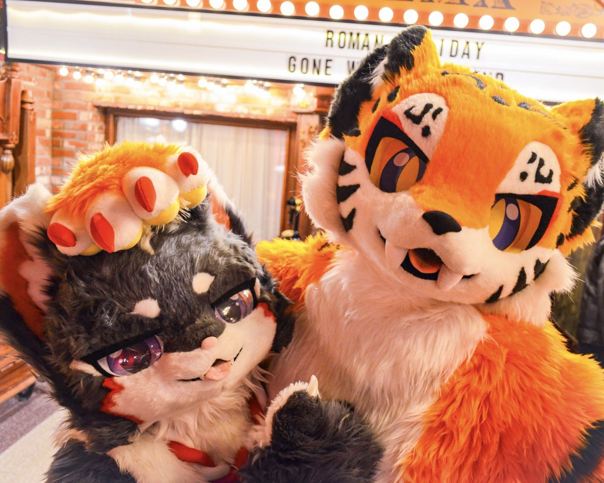 Noel_Goldy's tweet photo. ์น๋น ์์
#FursuitEveryday #Ryoon https://t.co/8MnuMeJrdE