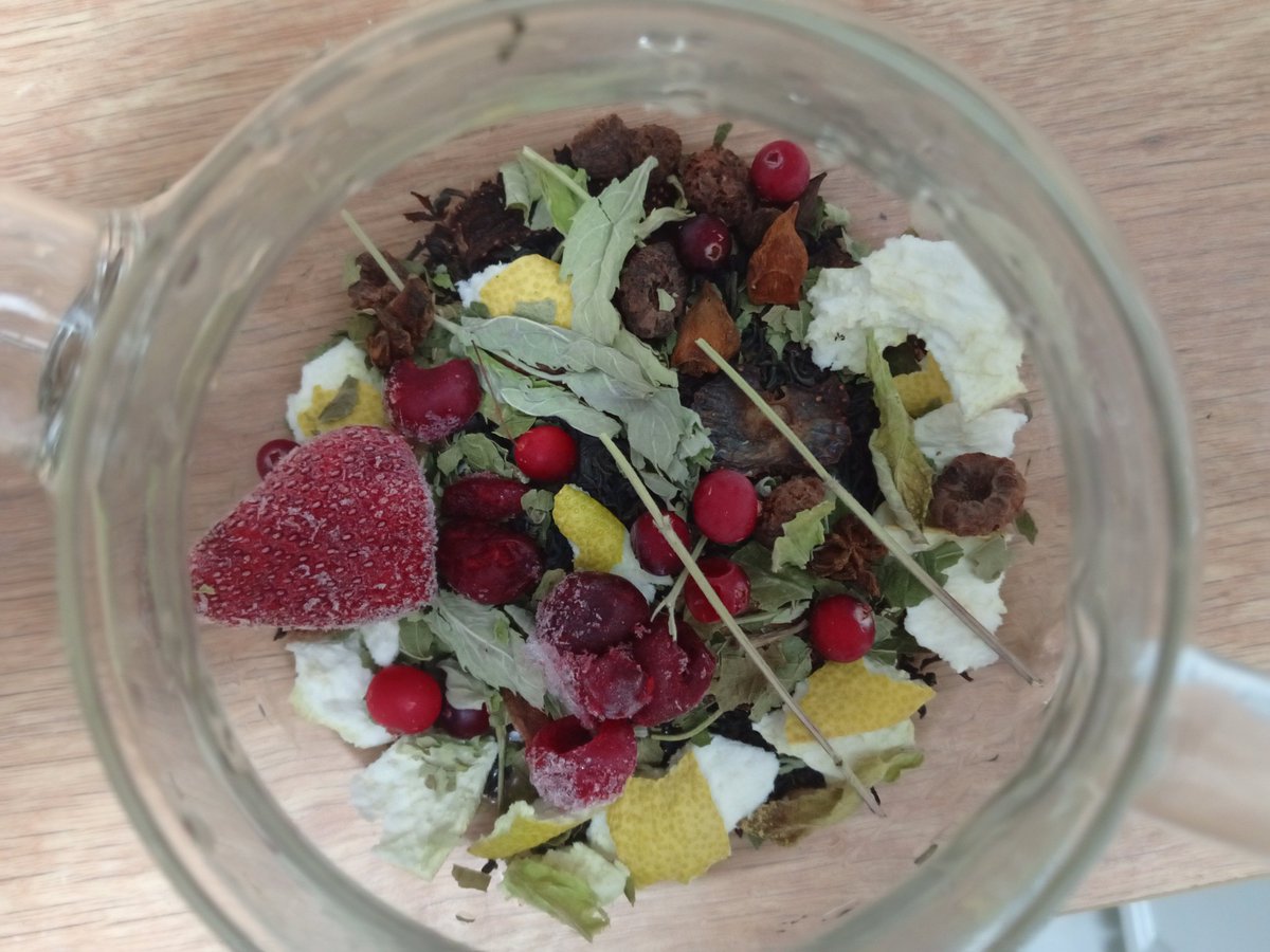 ВеликоДушный tweet media