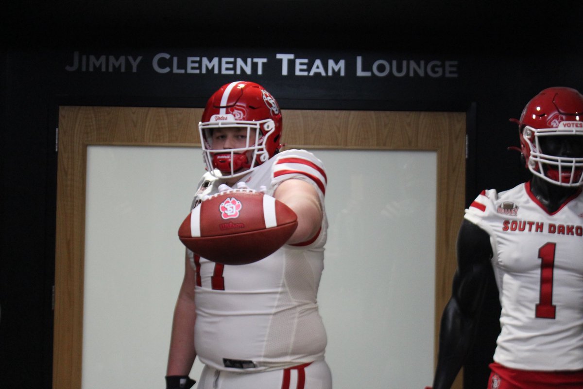 Ethan Beckman tweet media