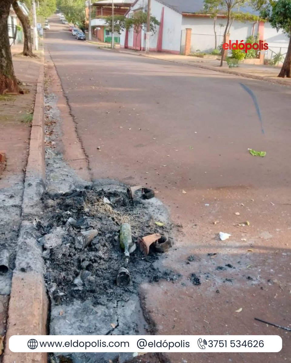 eldopolis's tweet image. [ELDORADO] Quemaron un contenedor de basura en pleno centro de Eldorado
El hecho ocurrió en el Kilómetro 9 y dejó fuera de servicio un contenedor para la limpieza urbana.
eldopolis.com