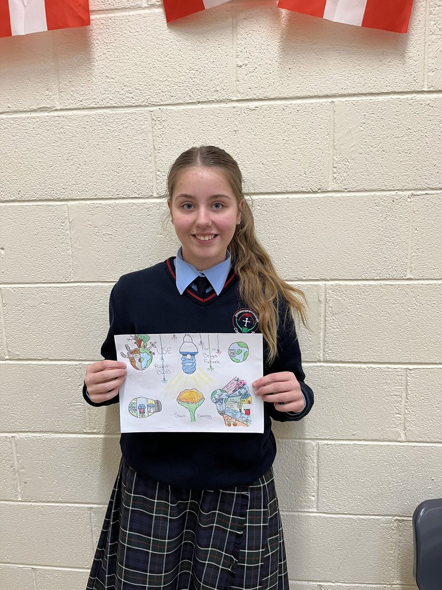 Congratulations to our First Year <a href="/Pres_Carlow/">Presentation College</a> student Evelina, who won First place in the <a href="/GreenSchoolsIre/">Green-Schools</a> TLDR: Global Goals Through Art in the Best Message Junior category 🏅<a href="/CeistTrust/">CEIST</a>