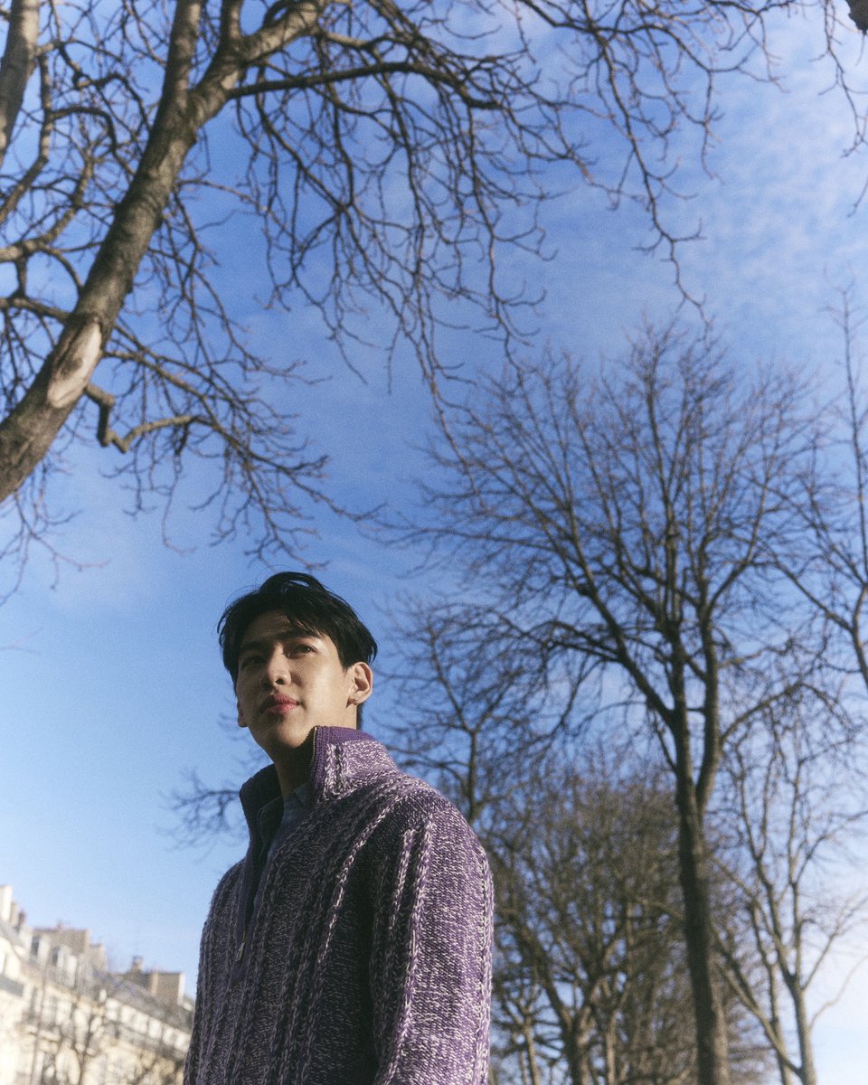 #BAZAARMENReports คืนนี้พลาดไม่ได้!  #Bambam1a ชวนแฟนๆ ร่วมนับถอยหลังและเตรียมชมโชว์ไปพร้อมกันกับโชว์จาก #LVMenFW26 ค่ำคืนนี้เวลา 02.00 น. (ตามเวลาประเทศไทย) สามารถรับชมได้ทาง เว็ปไซต์ Harper’s Bazaar Thailand และ louisvuitton.com

#LouisVuitton 
#BAZAARMENThailand