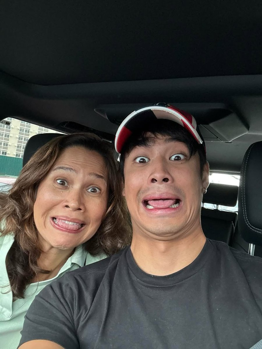 DonBelleOFC's tweet photo. IG | @donnypangilinan spotted on Ms. @.mommymaricel's post! 

"Anuba?! Yung episode tonight naman oh. Ayaw magbigay ng spoiler kahit naka date ko 😜" 

#DonnyPangilinan | #ROJA 
#DonBelle | #DONBELLEmpire https://t.co/fFSOK5aApC