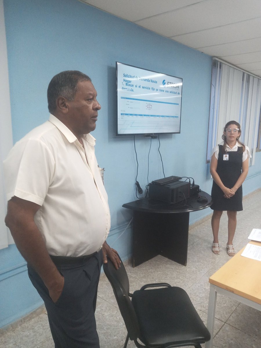 ✨ Seguimos fortaleciendo a nuestras ejecutivas comerciales de #Bayamo con capacitaciones en temas de atención al cliente y Nauta Hogar pospago. Porque la calidad del servicio es nuestro compromiso y la clave para acompañar mejor a cada cliente. 💙
#EtecsaConCuba 
<a href="/ETECSAGranma/">Bayamesa2025</a>