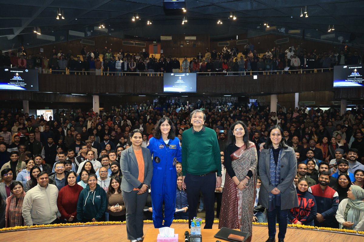 iitdelhi's tweet photo. Ms. Sunita L. Williams, #NASA astronaut (ret.) & U.S. Navy captain (ret.), delivered a talk titled "The Making of an #Astronaut: Sunita Williams' Story" at #IITDelhi on January 20, 2026. A large number of students, faculty, and staff members attended the talk.

During a fireside chat, #SunitaWilliams answered some interesting questions from the IIT Delhi community. Prof. Shilpi Sharma (Associate Dean, Academic Outreach & New Initiatives) moderated the fireside chat.

This talk by Sunita Williams was the inaugural lecture under the Prof. V. N. Vazirani Institute Lecture Series at IIT Delhi, for which the Institute’s Academic Outreach and New Initiatives Office joined hands with the U.S. Embassy, New Delhi.

Prof. Vijay Vazirani and Prof. Umesh Vazirani established this lecture series in loving memory of their father, Prof. V. N. Vazirani.

@Astro_Suni