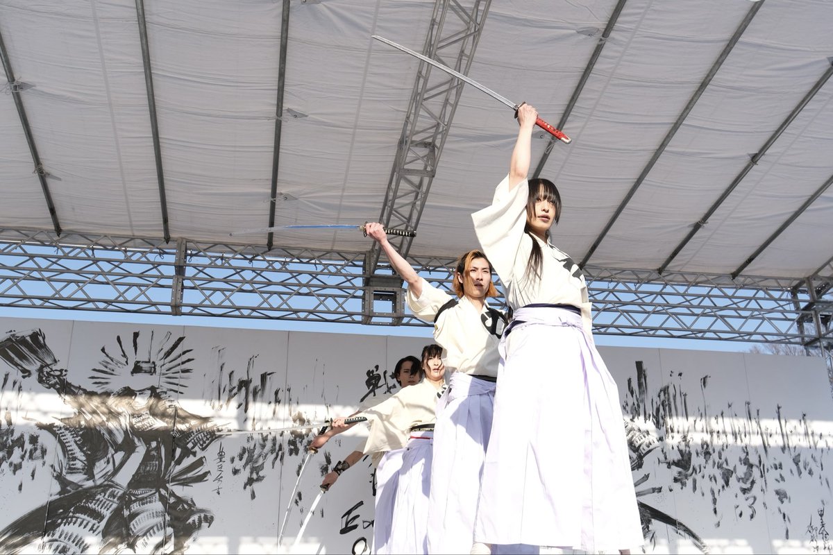 ZANGEKI LIGHTNING🤩
#偉伝或