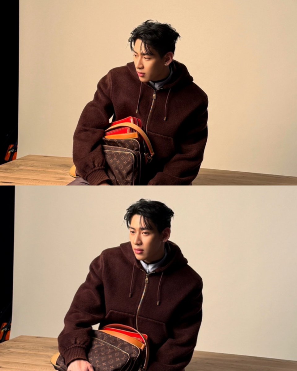 BAMBAMxBAMMIE's tweet image. See you soon

#BamBam #뱀뱀
#LVMenFW26 #LouisVuitton 
#BamBamxLVMenFW26
@BamBam1A @LouisVuitton