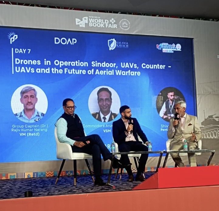 Arun_Golaya's tweet photo. An intresting (though very short) discussion on the future of aerial warfare at the World Book Fair at Pragati Maidan last week with @aarkayn, Shivam Arya @PressPentagon #DOAP.
(As an aside, we were joking that while Navy & IAF veterans were there…there was no one from the Army. It seems the Army is the the only Service which has grasped the true concept of “unmanned”😉😂😆)
@ajaykraina @JA_Maolankar @JaidevJamwal