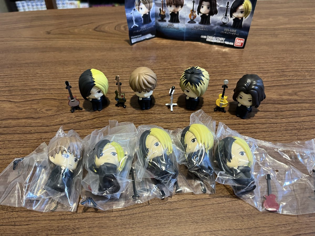 コンプリート！ GLAYはやっぱこの並びでないと。 ところで、もう一組