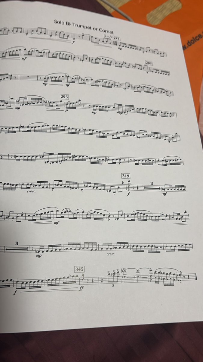 しばらく都会に行く予定は無いので、楽譜買ってみた。頑張ってみようと思ったけど、やればやるほどパントマイムよりは簡単みたい。音域も少し楽で展開も複雑ではない。そのうち人前で披露出来ますように。

ユーフォの人ってすげえな。。。