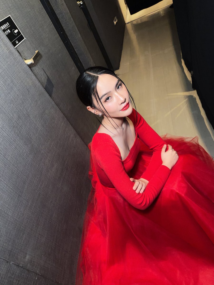 ใครชอบสีแดง