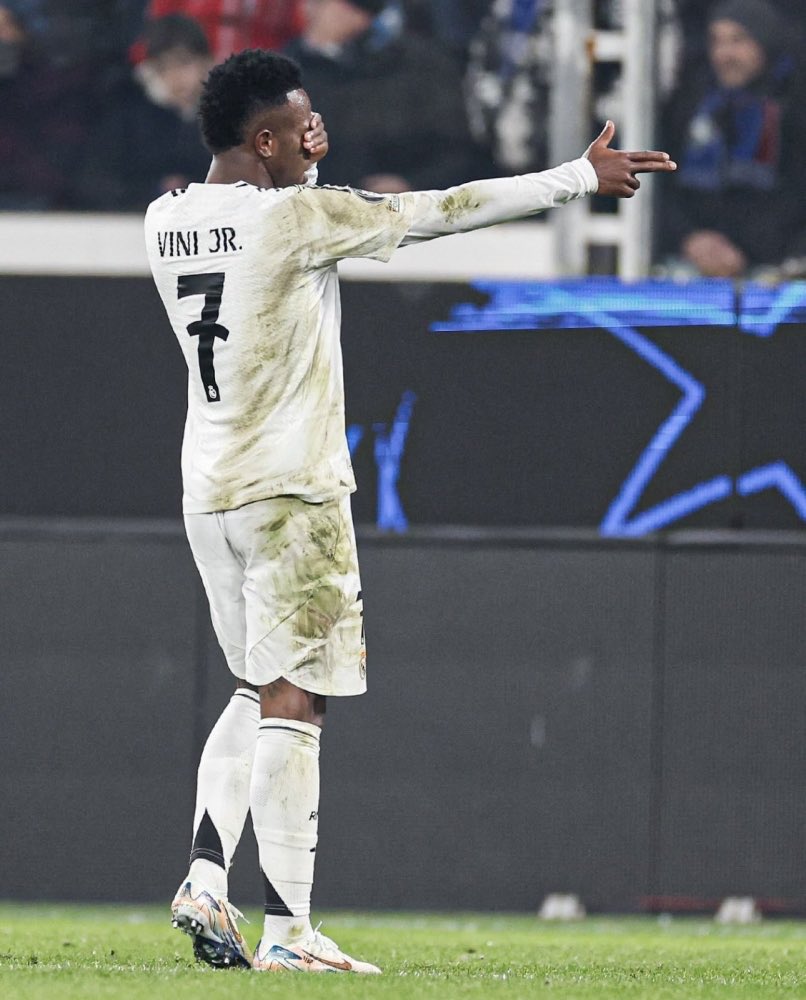 En tu ⛴️ siempre <a href="/vinijr/">Vini Jr.</a>