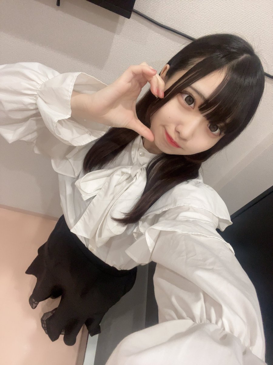 わんこいんらいぶありがちょだた❕🐶

私服らいぶだたから大人清楚お姉さんした🤍

生誕祭でやれなかったソロも出来てよかった！！！🫶🏻🦠