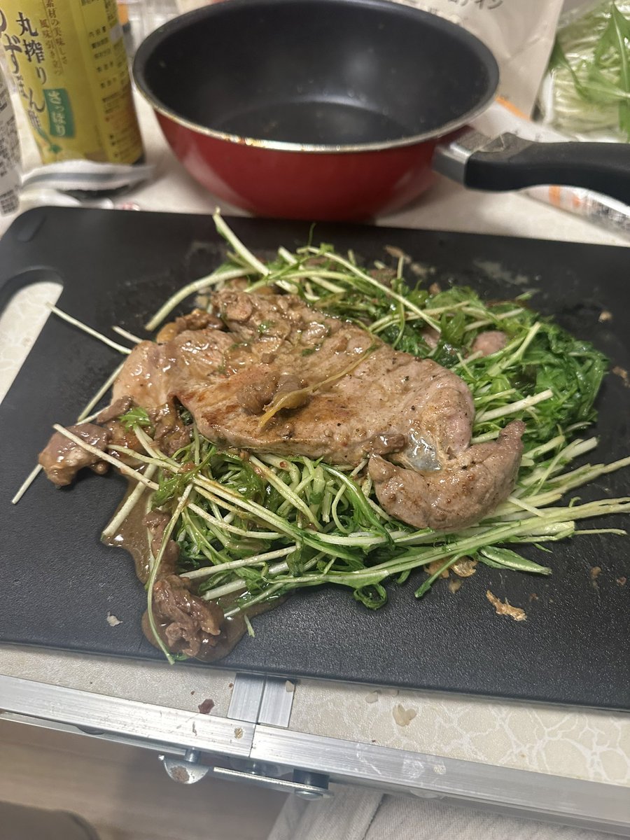 ロバート秋山 tweet media
