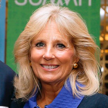 AZ_Brittney's tweet image. Dr. Jill Biden overshadowed Melania Trump in every way a first lady could!   

Drop a 💙 and Repost if you think so too. 💙💙