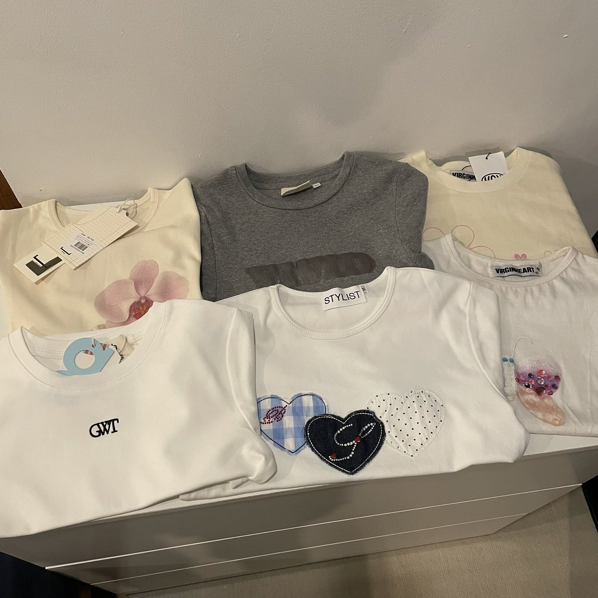 ieieprym's tweet image. พรีวิว🙌🏽  ฮู้ด cin str duex มีมากกว่าในรูป
ลงพรุ่งนี้ 19.00 (22/1/69) 🚘 shipping 45 รี+ฟอล ลด 10
ปักหมุดรอเรียกเลย

#ส่งต่อเสื้อผ้า #ส่งต่อกระเป๋ามือสอง #ส่งต่อเสื้อผ้ามือสอง #ส่งต่อเสื้อผ้ามือสองราคาถูก #ส่งต่อเสื้อผ้ามือสองสภาพดี #ส่งต่อเสื้อผ้าราคาถูก #โล้ะตู้ #ส่งต่อกระเป๋า