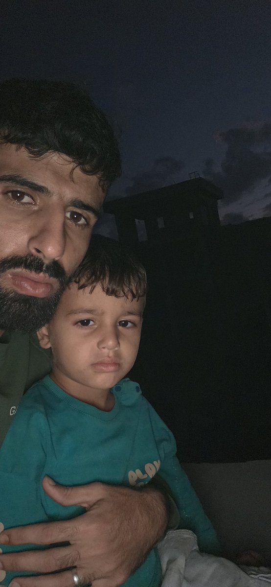 If I vanish tomorrow, remember I begged the world with just a dot “.”

If you're browsing, please leave a dot. It's just a dot

chuffed.org/project/ahmeda…