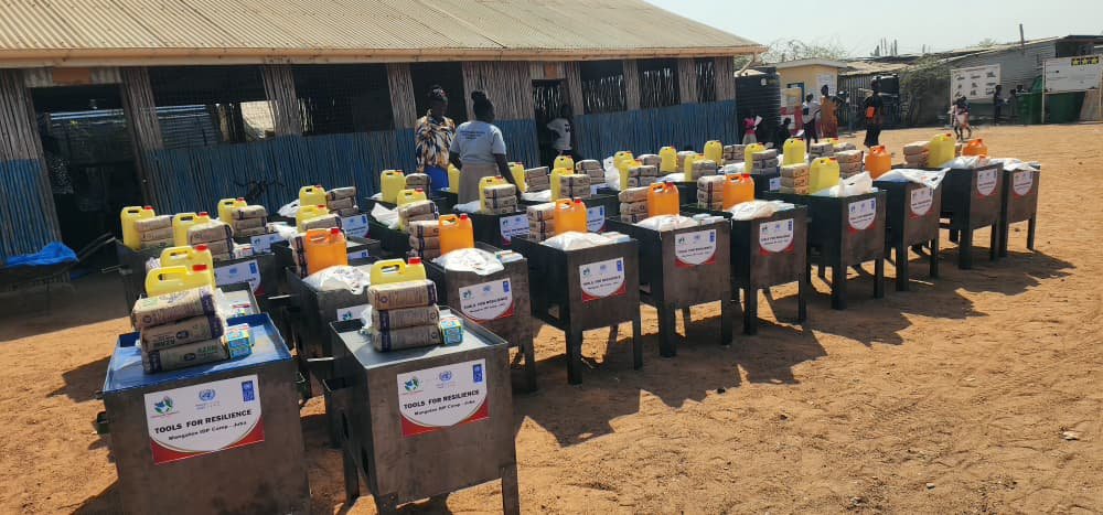 HumanitySudan's tweet photo. Empowering Women, Building Futures: seed capital for bread making issued

At the Mangaten IDP camp in Juba, a remarkable transformation is taking place under the #TransitionalJustice Project implemented by @HumanitySudan , with support from @undpsouthsudan &amp; @UNPeacebuilding .  . https://t.co/LRVLPGih6I