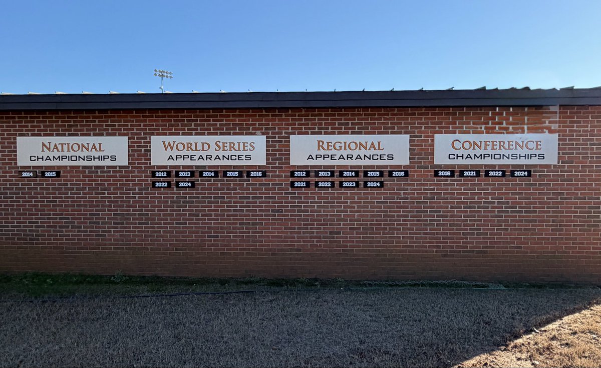 Lauren Adkerson tweet media