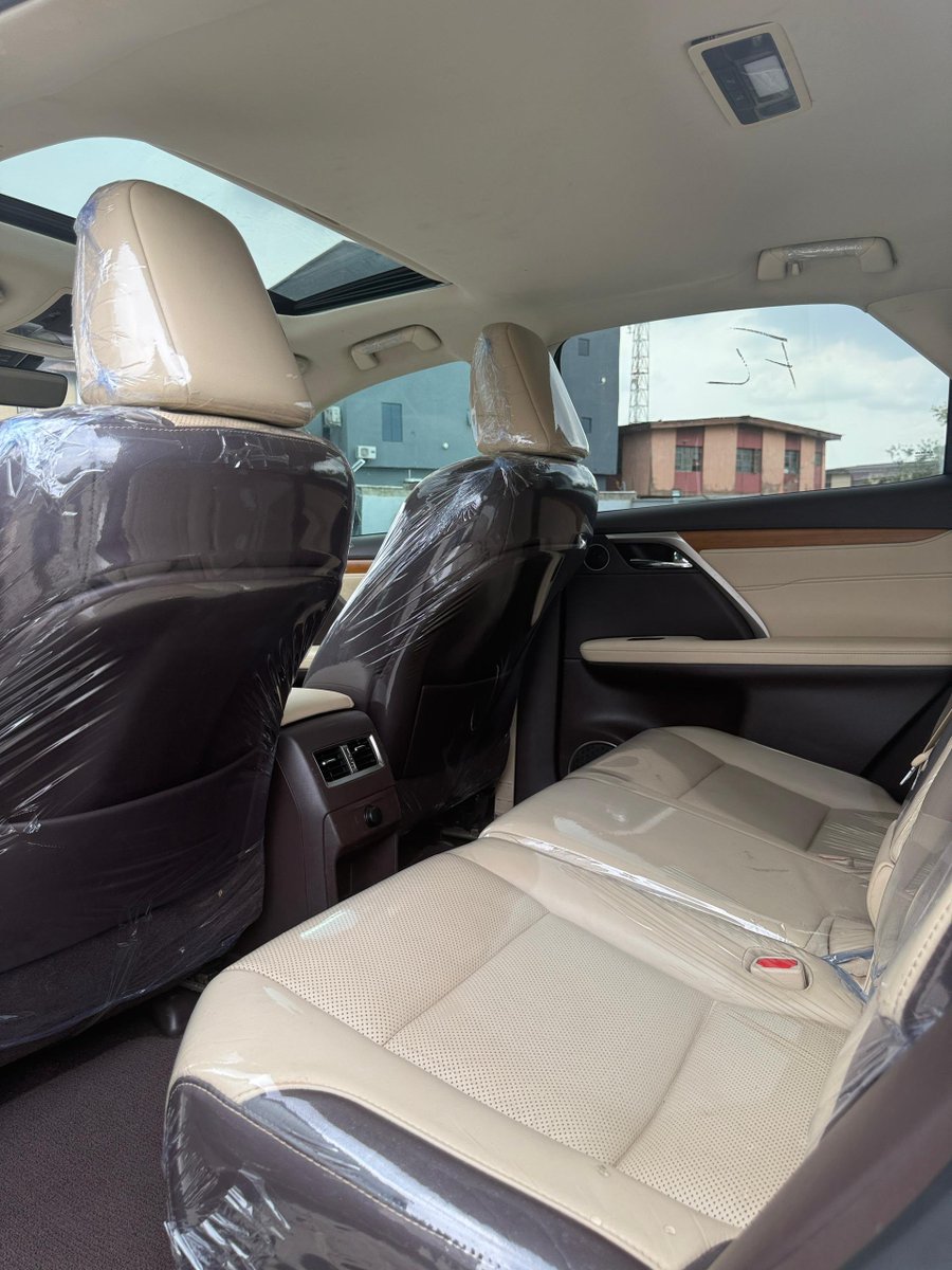 Autorush2's tweet image. 🚘: Direct toks 2017 Lexus RX350
💰: 38,000,000 naira ($26.3k) only!