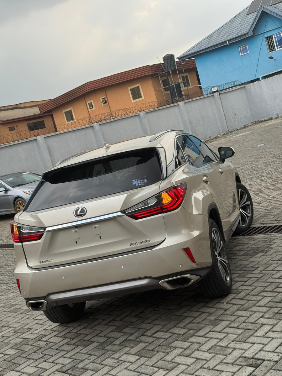 Autorush2's tweet image. 🚘: Direct toks 2017 Lexus RX350
💰: 38,000,000 naira ($26.3k) only!