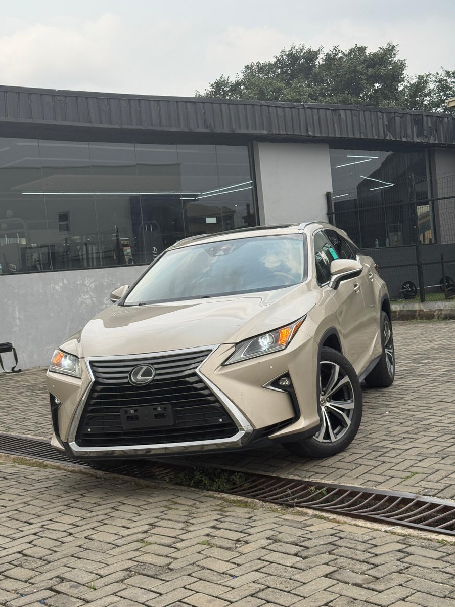 Autorush2's tweet image. 🚘: Direct toks 2017 Lexus RX350
💰: 38,000,000 naira ($26.3k) only!