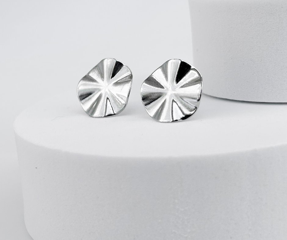 bikedebigode's tweet image. Se dá alergia, não é pra você. 

Aço 316L é hipoalergênico e seguro pra usar todo dia.

Ainda de quebra: não fica verde, não perde o brilho e é praticamente eterno

a partir de R$ 10,00

💌 Enviamos para Todo o Brasil 
❤️ use cupom PRIMEIRA10 na sua primeira compra 💻 Link na Bio