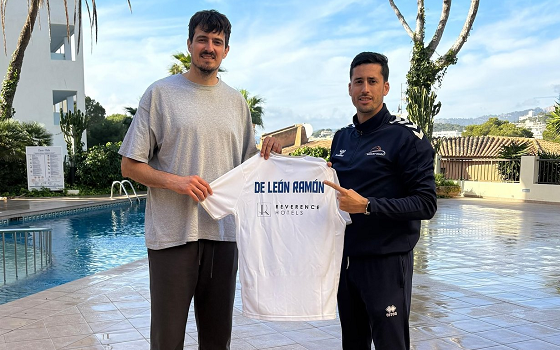 🏀 DEBUT AUSPICIOSO

Con diez puntos y ocho rebotes, Rogelio De León debutó con victoria defendiendo a Basquet Calvia en la Tercera FEB de España.

✍️ <a href="/44gonchi/">Gonchi Costa</a>
📝 basquetcaliente.com/debut-auspicio…