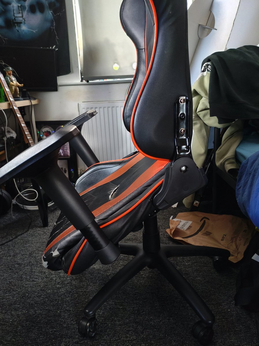 GG's to <a href="/GTOmegaRacing/">GT Omega</a> for comforting my arse for the last 5 years easy, unfortunately the time has come for a replacement 😭

Feels like I've lost a part of myself

📸 - my wife capturing the final moments
