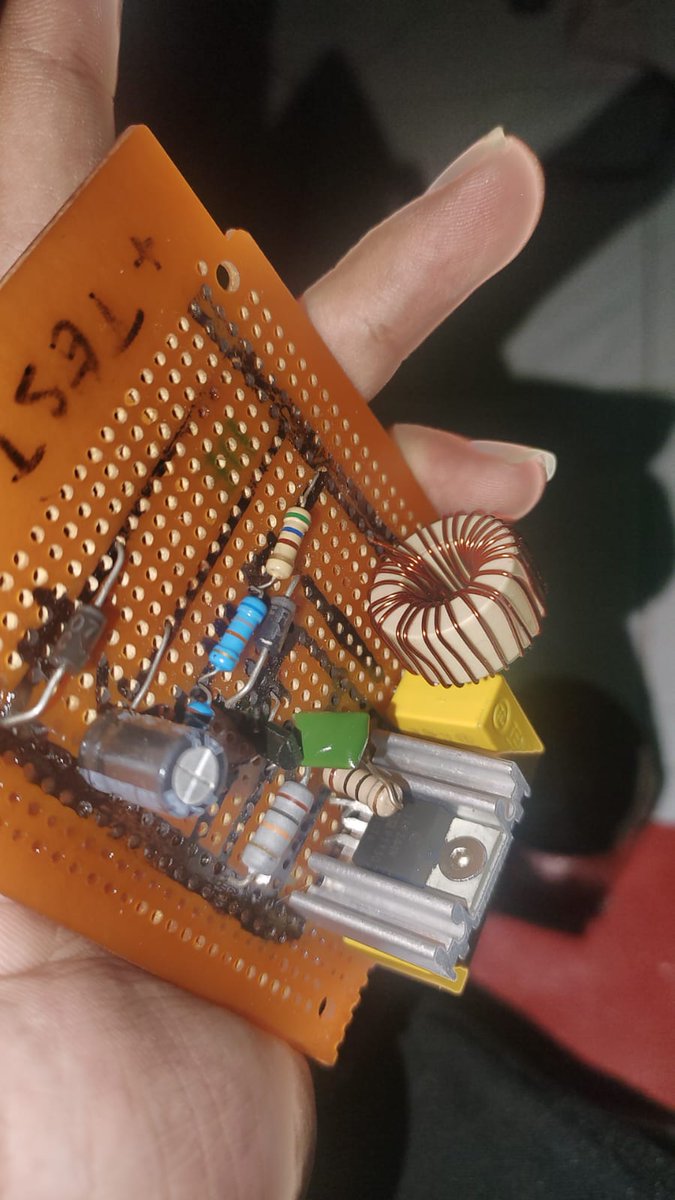 deardarlearth's tweet image. Izin QRT 
Ga pernah ovt aneh2 sama JG, soalnya aku percaya JG heheh they are grow men yang menurut ku beneran DEWASA secara emosional #IZIN 

AK JUGA SIBUK GA BISA OVT aneh2 soal JG 😩🙏🏻 kalau mereka update aku YAY!!!! hepi! 

Sibuk jdi mhs akhir 😔