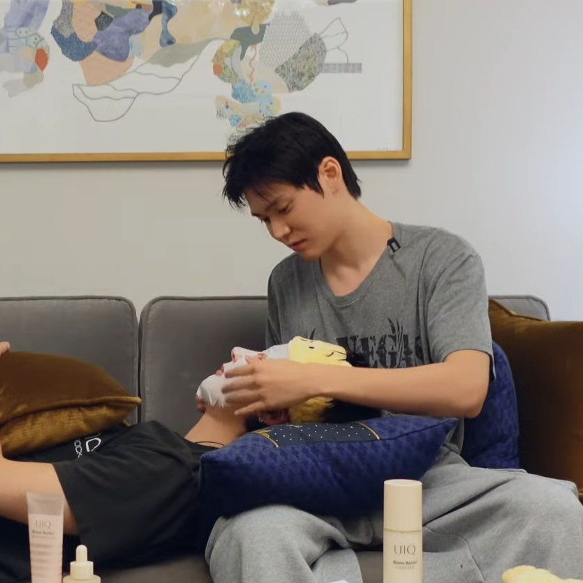 송은석 고양이 tweet media