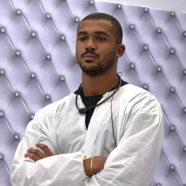 GabPerline's tweet image. A Glô ~arrasou~ na seleção do elenco masculino da Casa de Vidro do Sul, hein? #BBB26