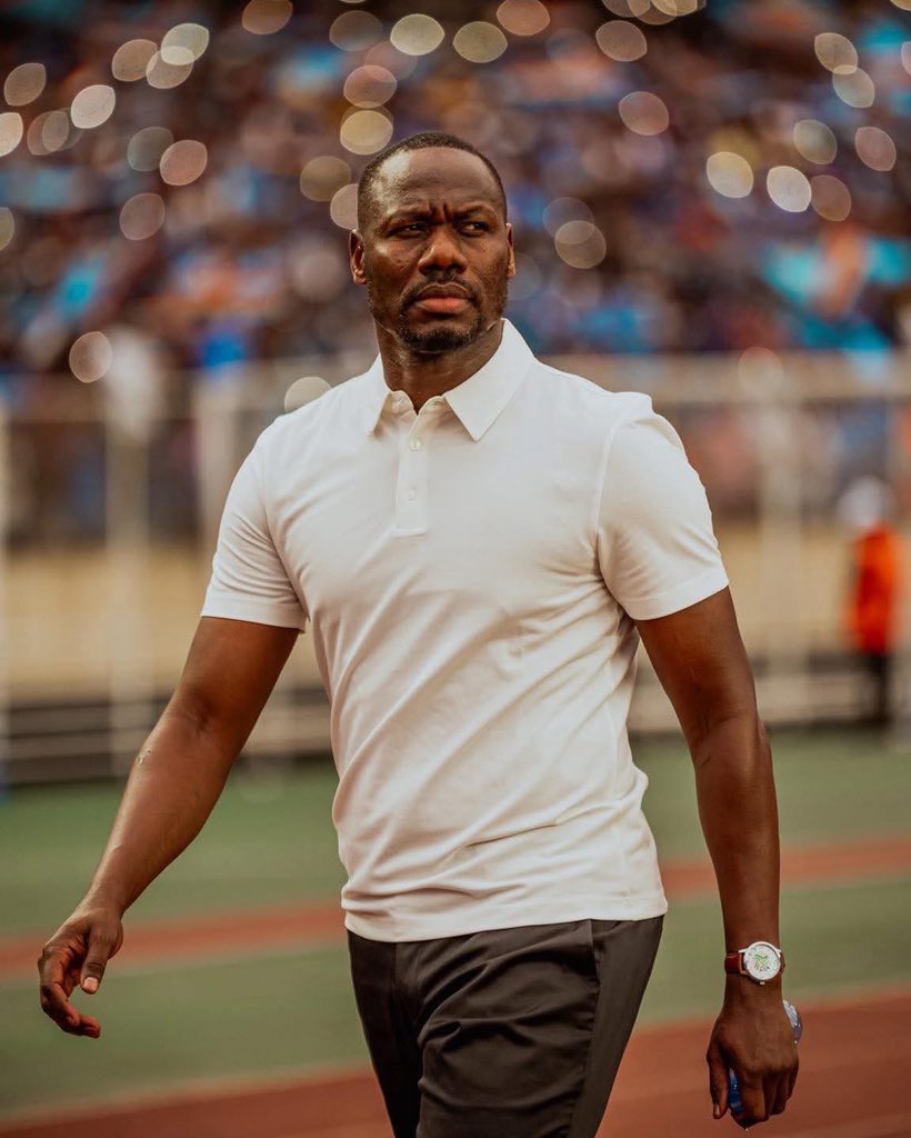 karbalouna's tweet image. NOUS SOMMES FIERS DE NOTRE COACH

TOUT LE PEUPLE SENEGALAIS EST DERRIÈRE LUI

FIER D’ETRE SENEGALAIS 🇸🇳 

FIER D’ETRE AFRICAIN 🌍 

#NON_A_LINJUSTICE