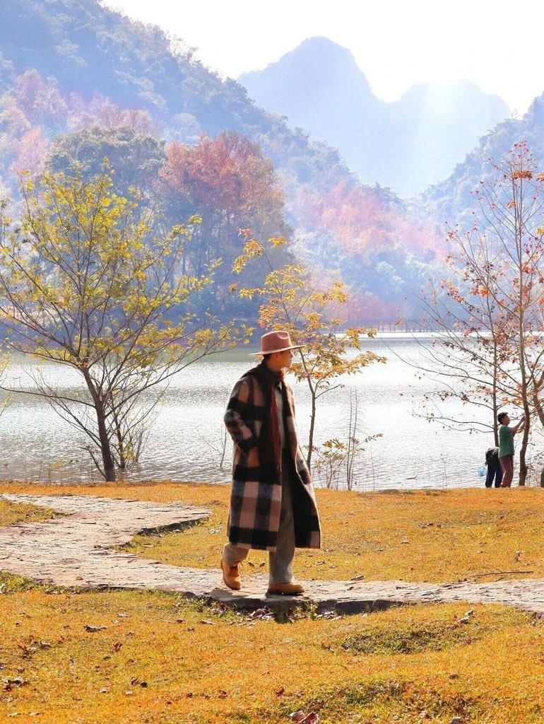baise48979's tweet photo. Is This the Most Colorful Winter Destination? Debao Says Yes!
🍁 Best Time: Nov–Jan (peak color in December)
📍 Don’t Miss: Red Leaf Forest Park & #Debao Pony Kingdom
✨ Why Go: Vast crimson landscapes + rare pony encounters
#PonyKingdom #guangxi #Baise #ChinaTravel https://t.co/z0cQMluUoL