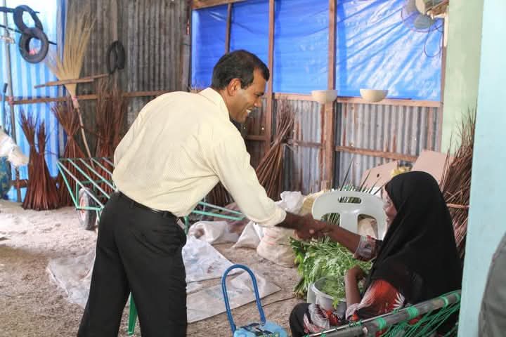 ސުބުޙާނަﷲ
މިވާހަކަ ރައީސް ނަޝީދު ވިދާޅުވިނަމަ ފިސާރި ފޯރި ގަދަވީސް 😳
<a href="/anedhivehirajje/">MN unofficial</a>
<a href="/BondeM4/">Ibrahim Rasheed</a>
<a href="/Imthiyazfahmy/">𝐈𝐦𝐭𝐡𝐢𝐲𝐚𝐳 𝐅𝐚𝐡𝐦𝐲</a> <a href="/aekofathih/">Saif Fathih</a> <a href="/evattey/">Eva Abdulla</a> <a href="/Mohamedshaheem1/">Mohamed Shaheem Ali Saeed</a> 
<a href="/ibrahimlatheef/">Ibrahim Latheef</a> <a href="/MoDLCH/">Ministry of Dhivehi Language, Culture and Heritage</a> <a href="/MDPSecretariat/">MDP Secretariat</a> <a href="/MDPShippe/">Mohamed Shifaz</a> <a href="/aekofathih/">Saif Fathih</a>