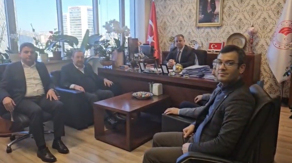 💢Bitkisel Üretim Genel Müdür Yardımcısı Sayın Ergin Toprak'a

💢 Tarım Reformu Genel Müdür Yardımcısı Sayın Kutluhan Özdemir'e ve

💢 Gıda ve Kontrol Genel Müdür Yardımcısı Sayın Fatih Kaya'ya 'hayırlı olsun' ziyaretinde bulunarak görevlerinde başarılar diledik.