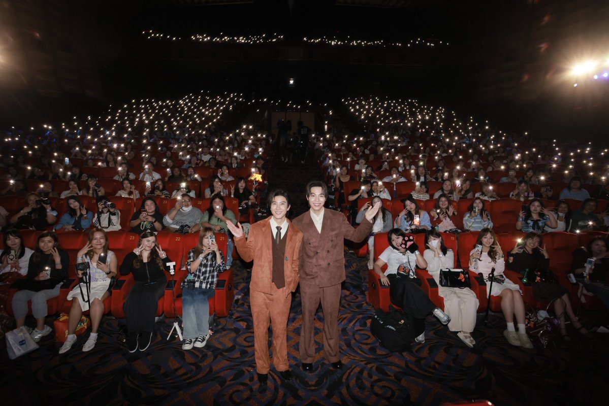 GMMTV's tweet image. หลังจากนี้ ขอฝากเนื้อฝากตัวด้วยนะคับเหล่าอุนทาส
#CatForCashEP1

ขอบคุณแฟนๆ ทุกคนที่มาร่วมรับชมตอนแรกของ
‘เปย์รักด้วยแมวเลี้ยง’ 🐈🐾

แล้วมาเติมแมวไปด้วยกันทุกวันอังคาร เวลา 20.30 น. ทางช่อง GMM25 
และทางแอปพลิเคชั่น TrueVisions NOW เท่านั้น
#CatForCash
#GMMTV