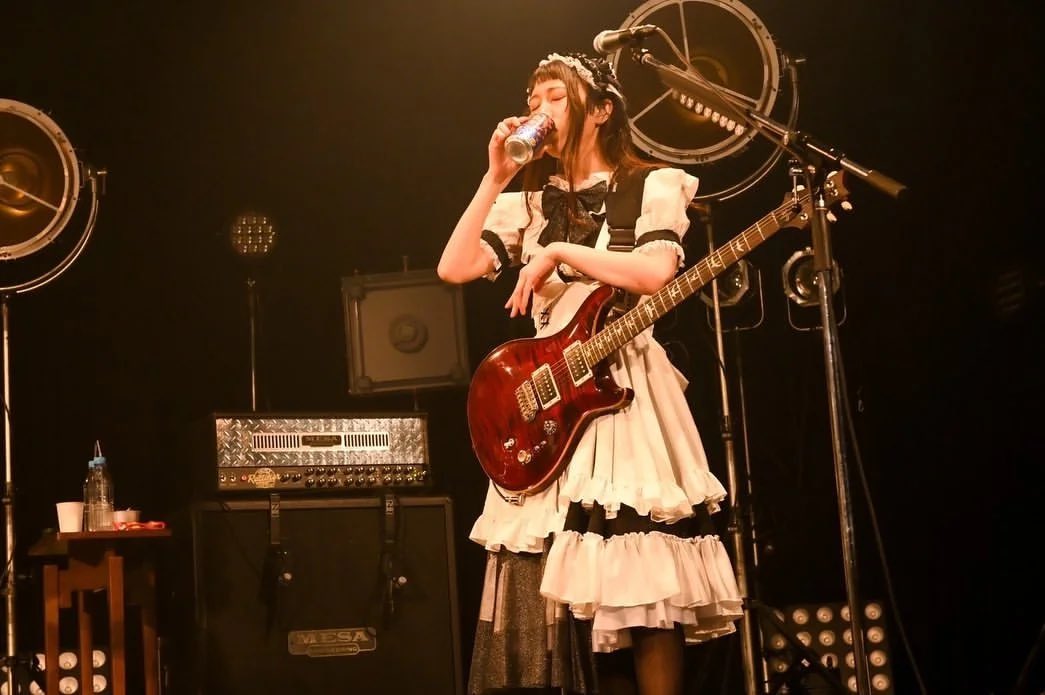 MisaMaidChuck1's tweet photo. Hello and welcome to Tono Tuesday!!  #bandmaid @kanami_bandmaid #Kanamincho #Chopin #PRSSignatureModel #CoffeePrincess #Cake #CojiCoji #Saiki #Alone #Sion #Hate? #DillyDally #FlyingHigh #ReadyToRock #Unleash!!!!! 🥰🥰🍰☕️🫖🥇🎼🎹🎸💚💚💞💞☮️❤️‍🔥  We love you Mincho!!! https://t.co/4xebwWODMi