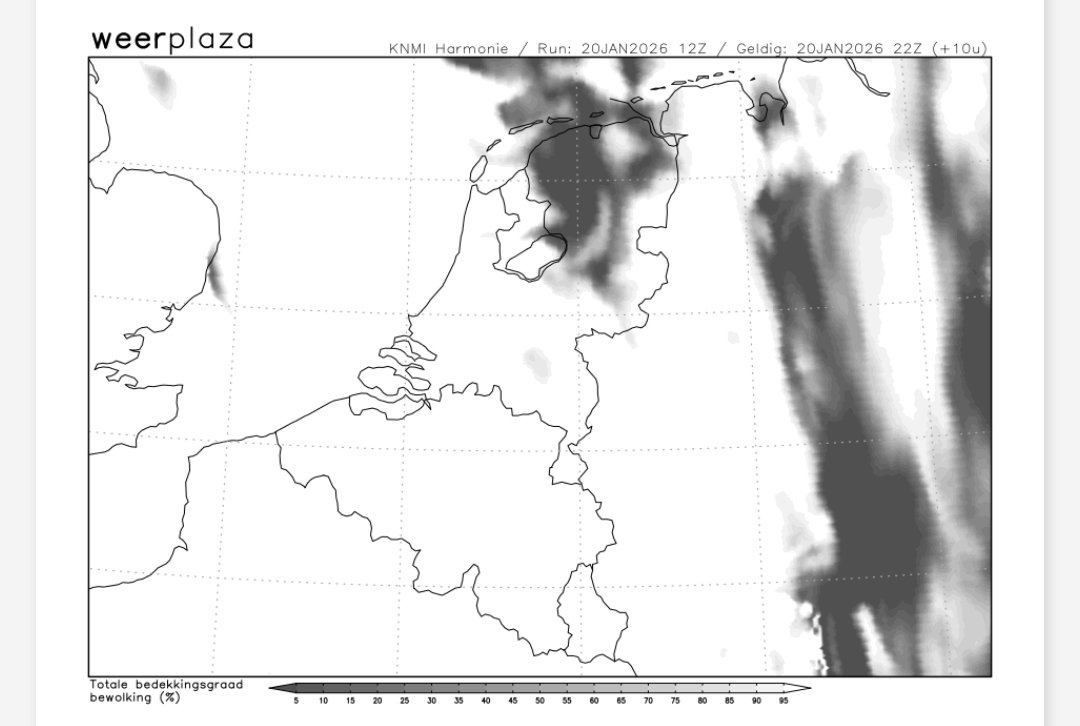 Art_of_thunders's tweet image. 🌌⚠️ Nog een paar uur tot het donker wordt en nog steeds is de CME nog altijd zeer actief. De BZ waardes blijven voorlopig in de min en dat is zeer gunstig voor (fotografisch) #noorderlicht!   

☁️ Aandachtspunt is wel de toenemende bewolking vanavond 
art-of-thunders.nl/poollicht/