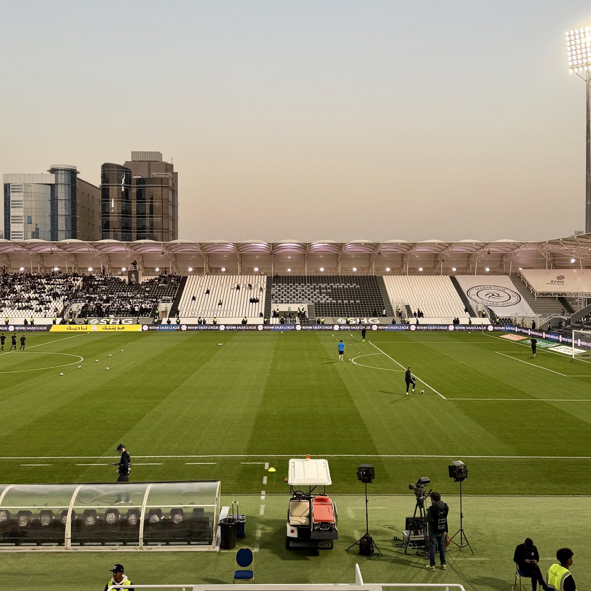 عزيز الدهمشي tweet media