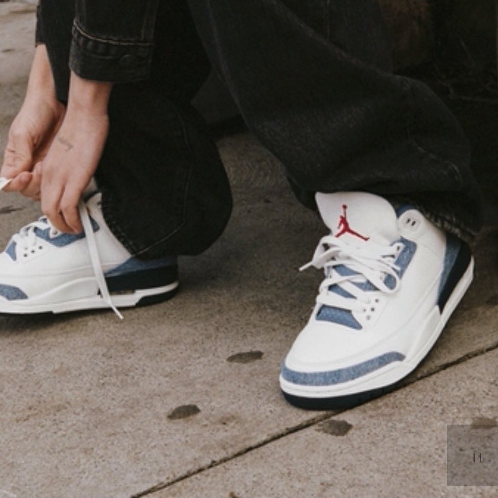 Levi’s x Nike Air Jordan 3 Collection 👖

RELEASE DETAILS:

• January 24th 
- Levi’s x AJ3 Year of the Horse (China)

• January 30th 
- Levi’s x AJ3 Year of the Horse (Japan)

• February 5th
- Levi's x AJ3 Black &amp; Rigid + apparel collection (San Francisco for Super Bowl LX)