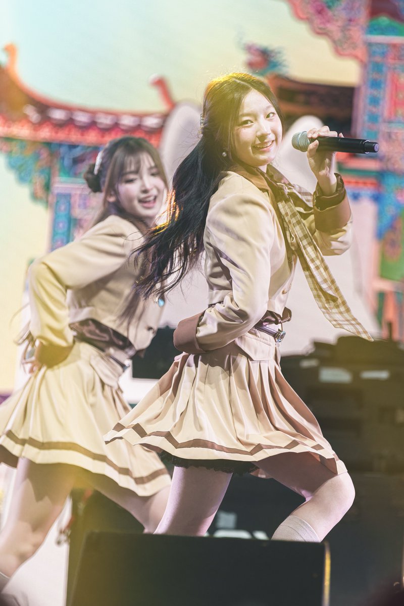 SkipWorkfor48TH's tweet image. BNK48 @ CAT EXPO [2025-11-29] (NIYA Part)

ตั้งแต่ได้ลองยืน center Saikyou Twintail นีญ่า ก็มั่นใจขึ้น
อาจจะยังเต้นเพลงโหดๆไม่ดีนัก แต่ถ้าเพลงจังหวะน่ารัก
น้องทำได้มีเสน่ห์เฉพาะตัวไม่มีแพ้ใครทั้งนั้น

อัลบั้ม
tinyurl.com/mrxujar9

#NIYABNK48
#BNK48