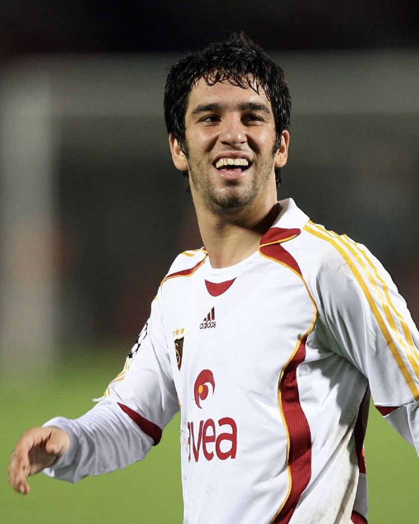 Two teams, one magician ✨

The one and only, Arda Turan 😍🇹🇷