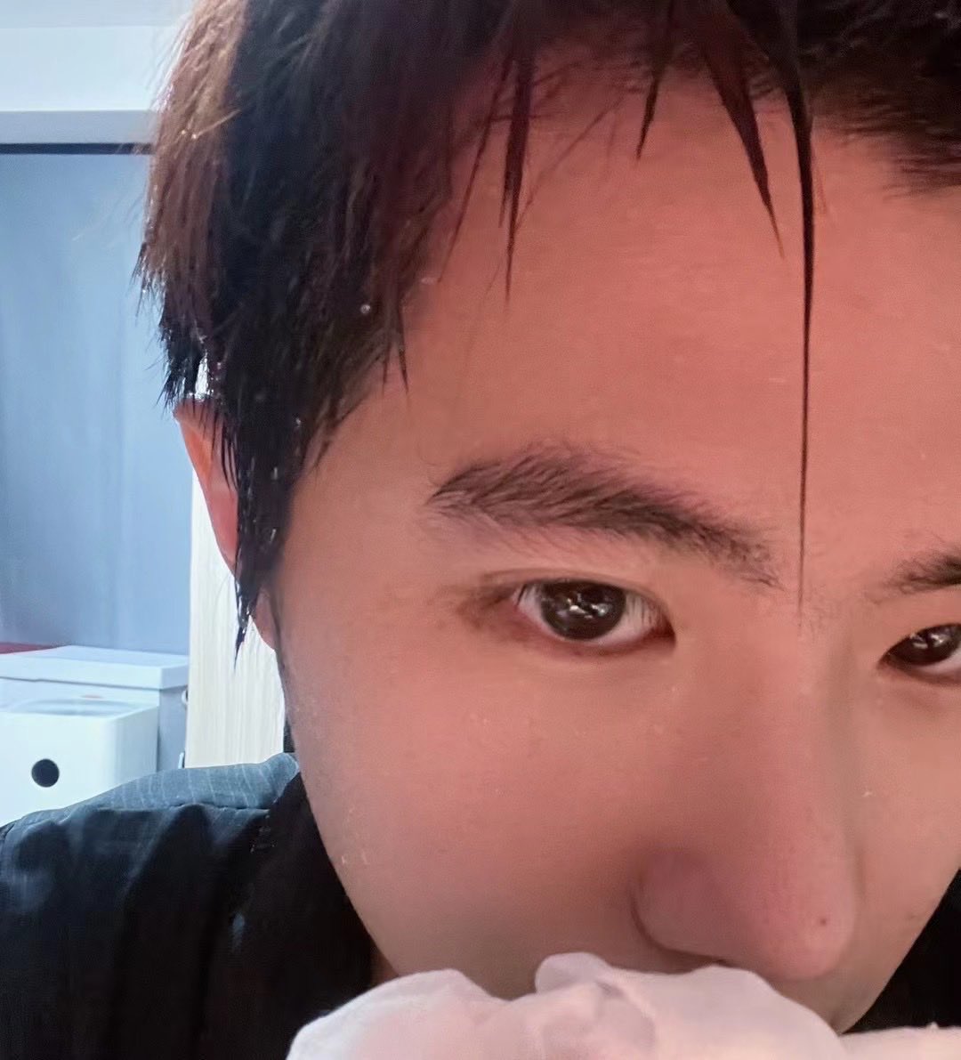 jxySun's tweet photo. 约了几百个 没几个皮肤比我好的 https://t.co/PLVdDjF6EL