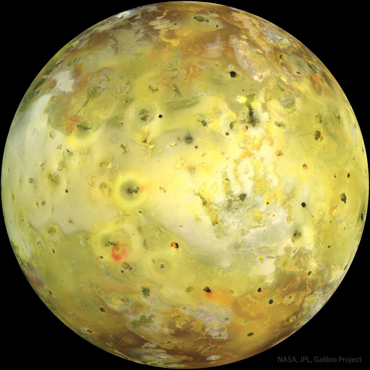 Item: Io in True Color

The strangest moon in the Solar System is bright yellow.  The featured picture, an attempt to show how Io would appear in the "true colors" perceptible to the average human eye, was taken in 1999 July by t..

#Space #Physics #Astronomy #photography