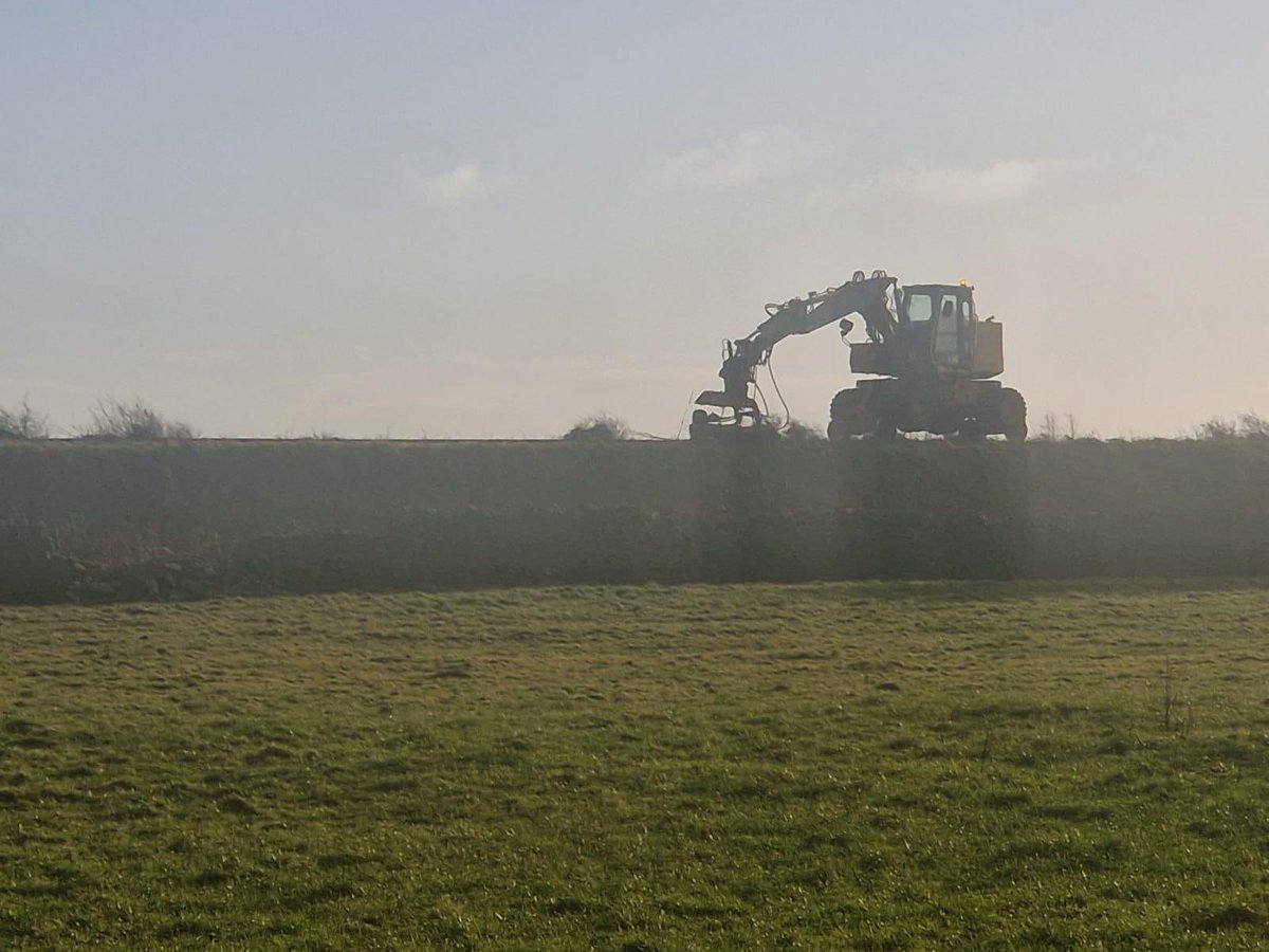 West=On=Track tweet media